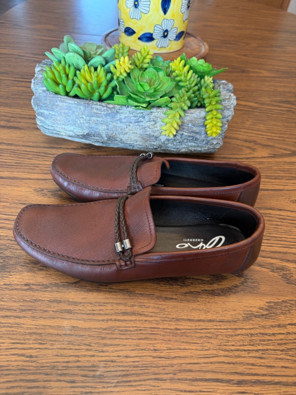 Vintage-Inspired cow 🐄 leather Brown Leather Slip-On Loafers by On Running